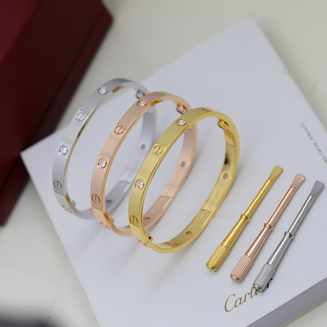 [AURORA]LOVE BRACELET 6.1MM 4 DIAMONDS