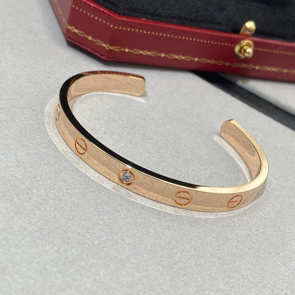 [AURORA]ラブブレスレット 6.1mm 1ダイヤモンド オープンカフ