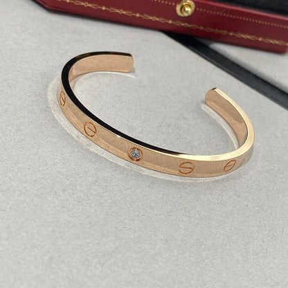 [AURORA]ラブブレスレット 6.1mm 1ダイヤモンド オープンカフ