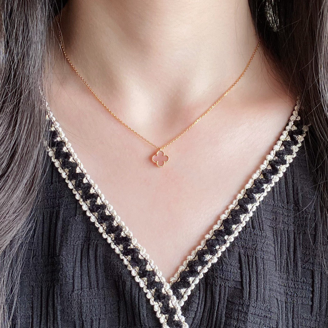 [Aurora]CLOVER 15MM PINK MOTHER-OF-PEARL SINGLE FLOWER NECKLACE