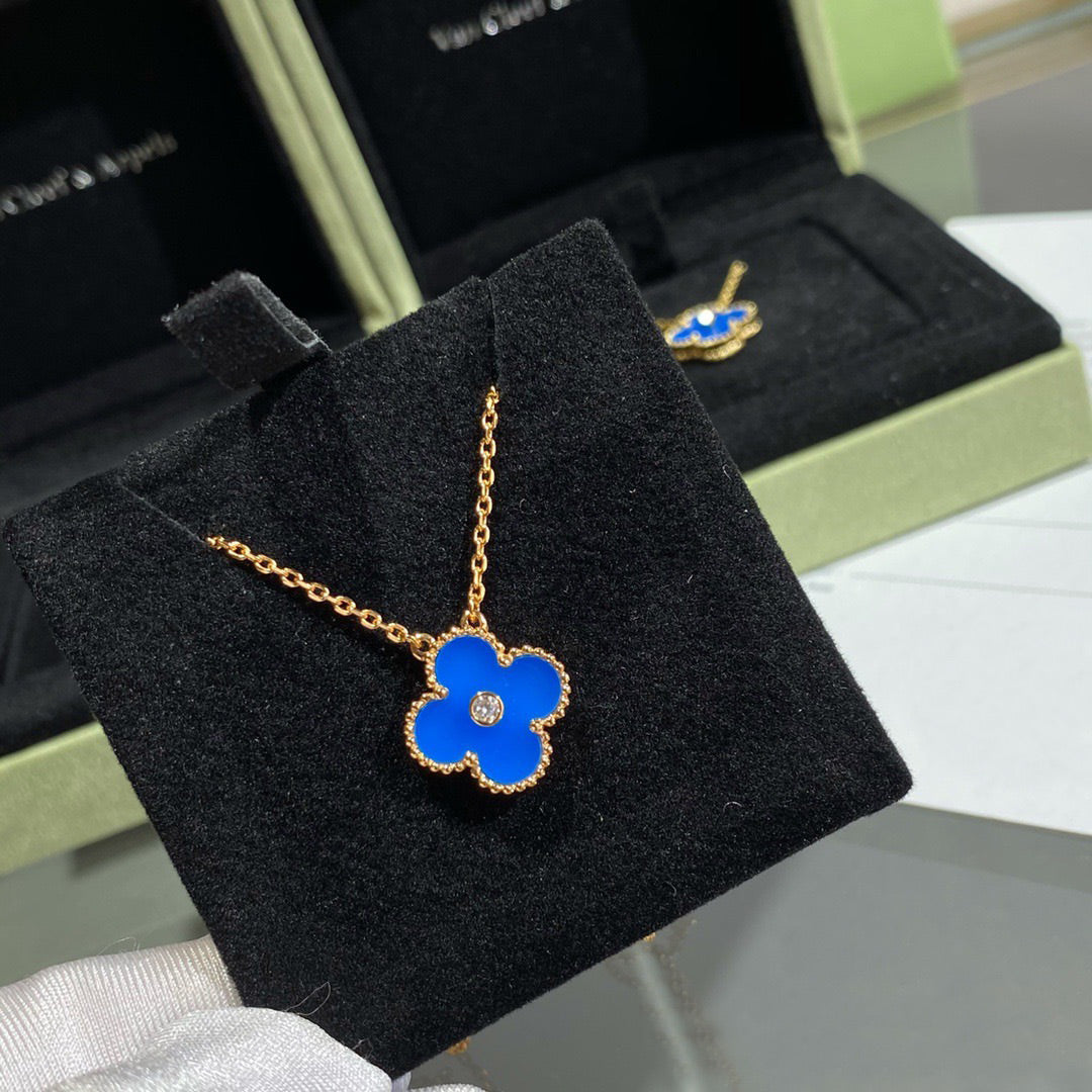 [Aurora]CLOVER 15MM DIAMOND AND BLUE AGATE NECKLACE