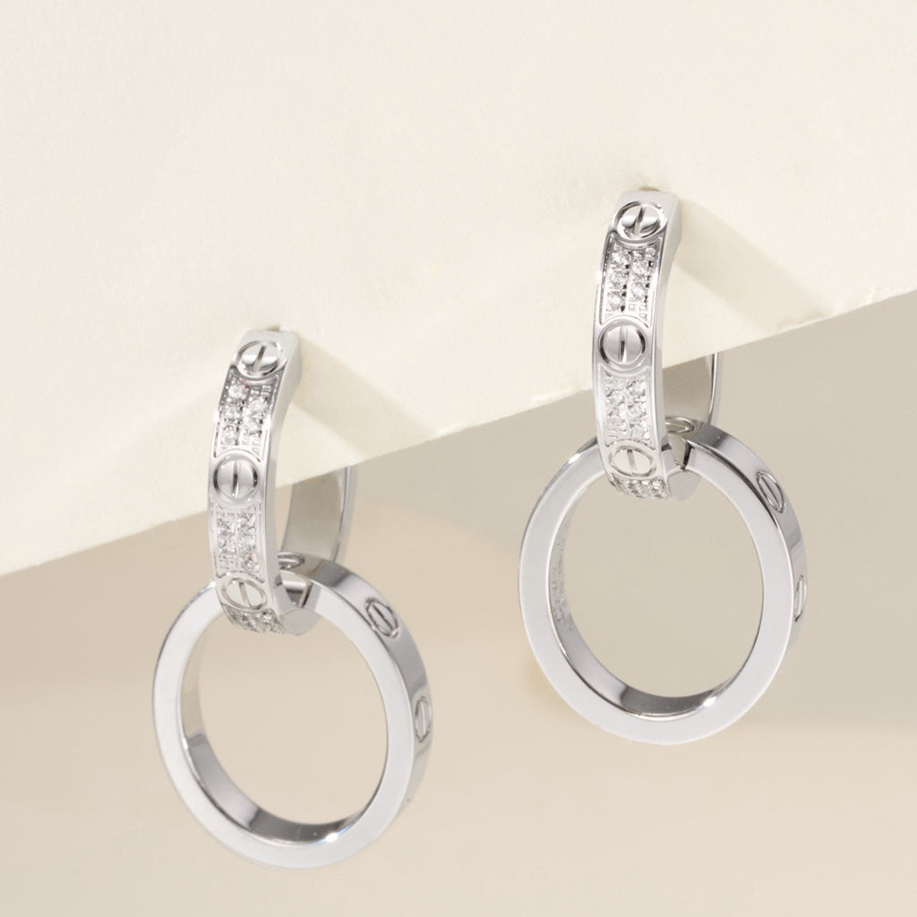 [AURORA]LOVE 3.3MM DANGLE HALF DIAMOND EARRINGS
