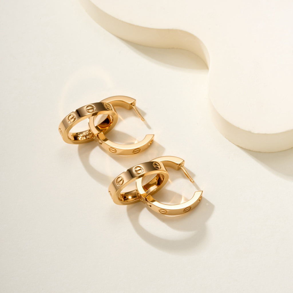 [AURORA]LOVE 3.3MM DANGLE HALF DIAMOND EARRINGS