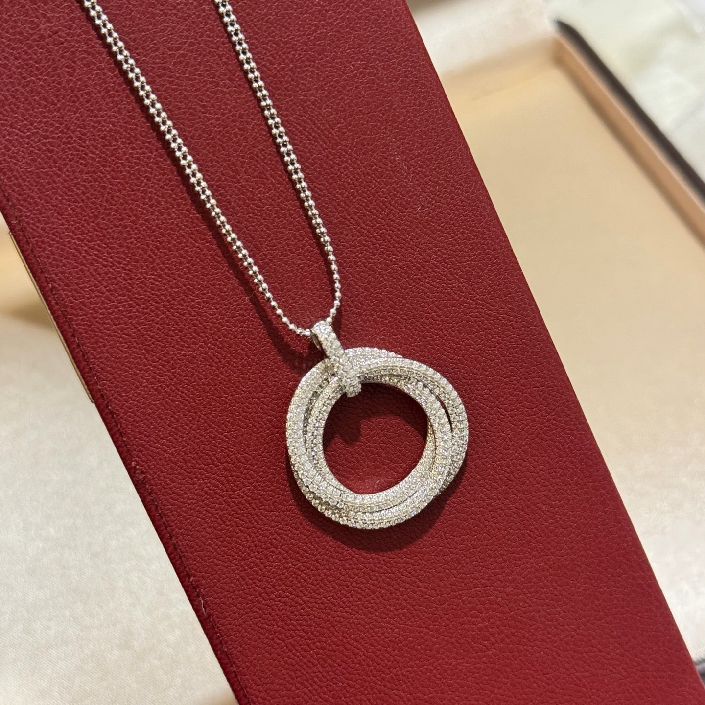 [AURORA]TRINITY LARGE FULL DIAMOND  NECKLACE