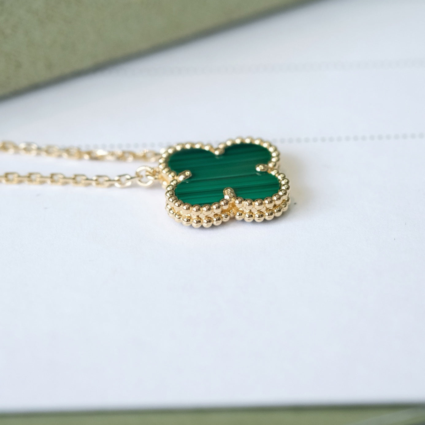[Aurora]CLOVER 15MM MALACHITE SINGLE FLOWER  NECKLACE