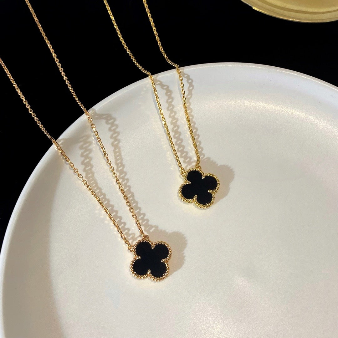 [Aurora]CLOVER 15MM BLACK ONYX SINGLE FLOWER NECKLACE
