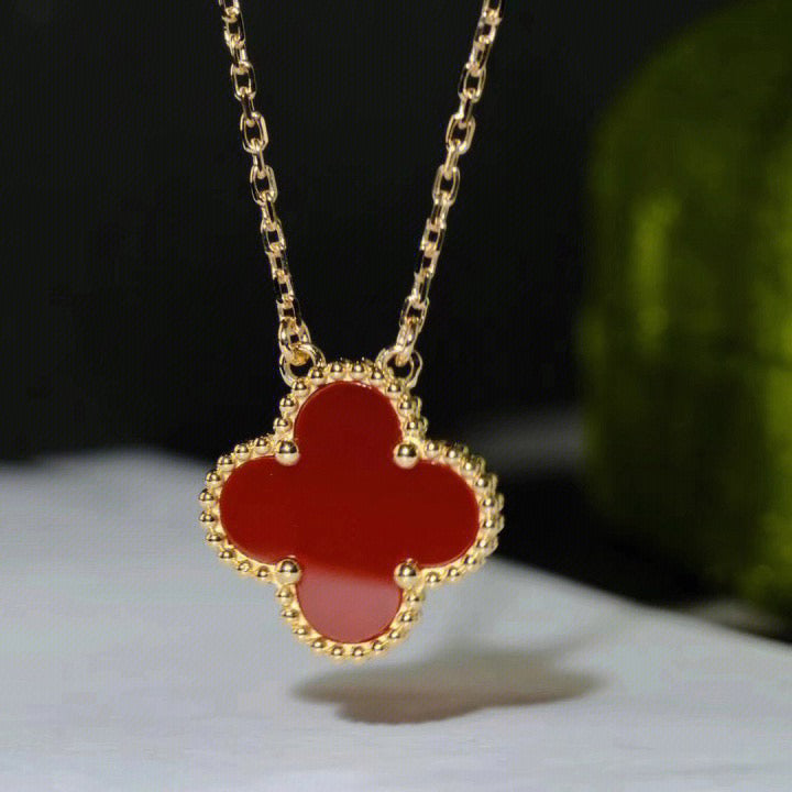[Aurora]CLOVER 15MM CARNELIAN SINGLE FLOWER NECKLACE
