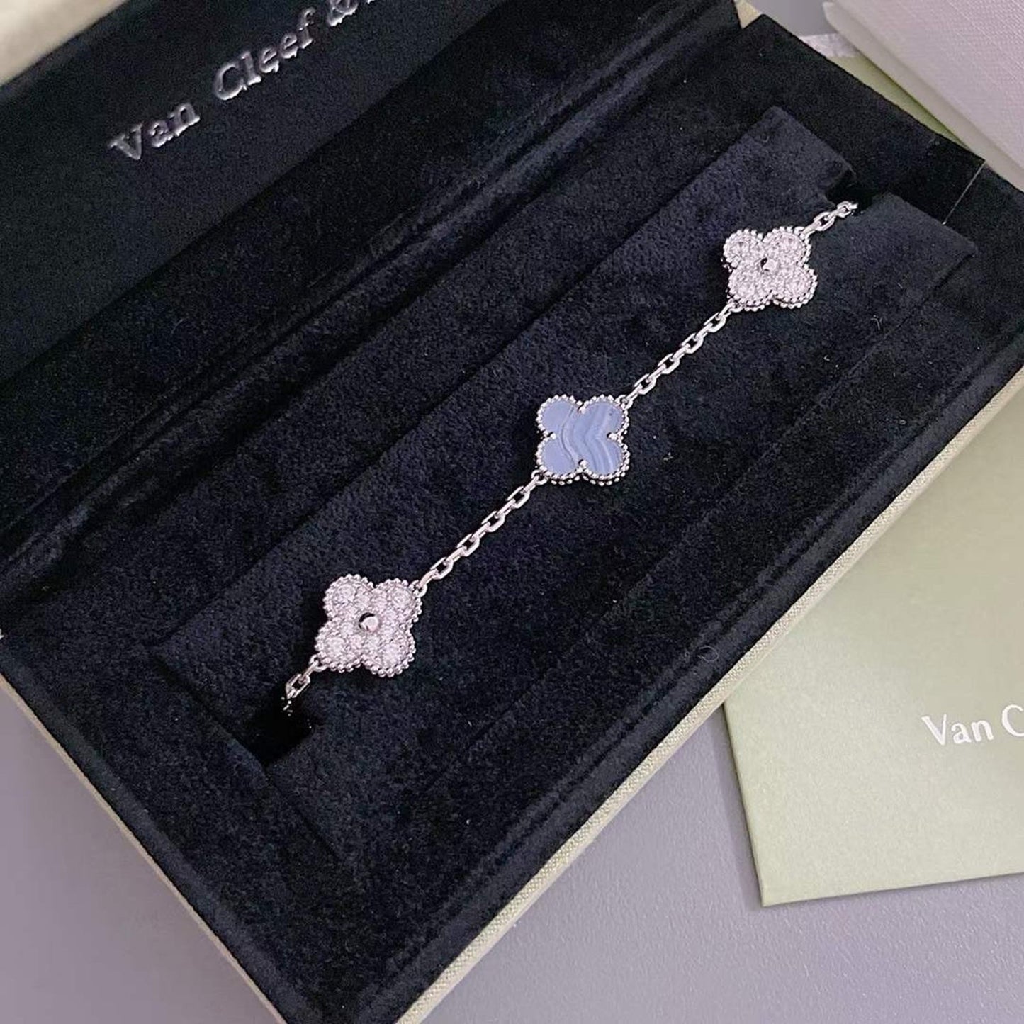 [Aurora]CLOVER  5 MOTIF DIAMOND PURPLE CHALCEDONY BRACELET SILVER