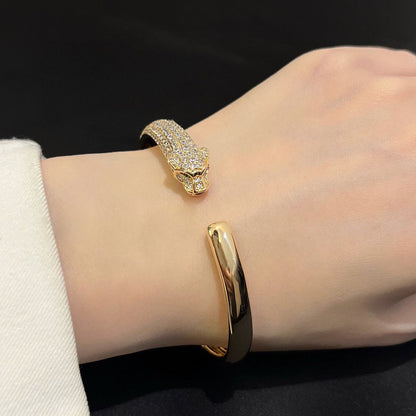[AURORA]PANTHERE HALF DIAMOND OPEN BRACELET