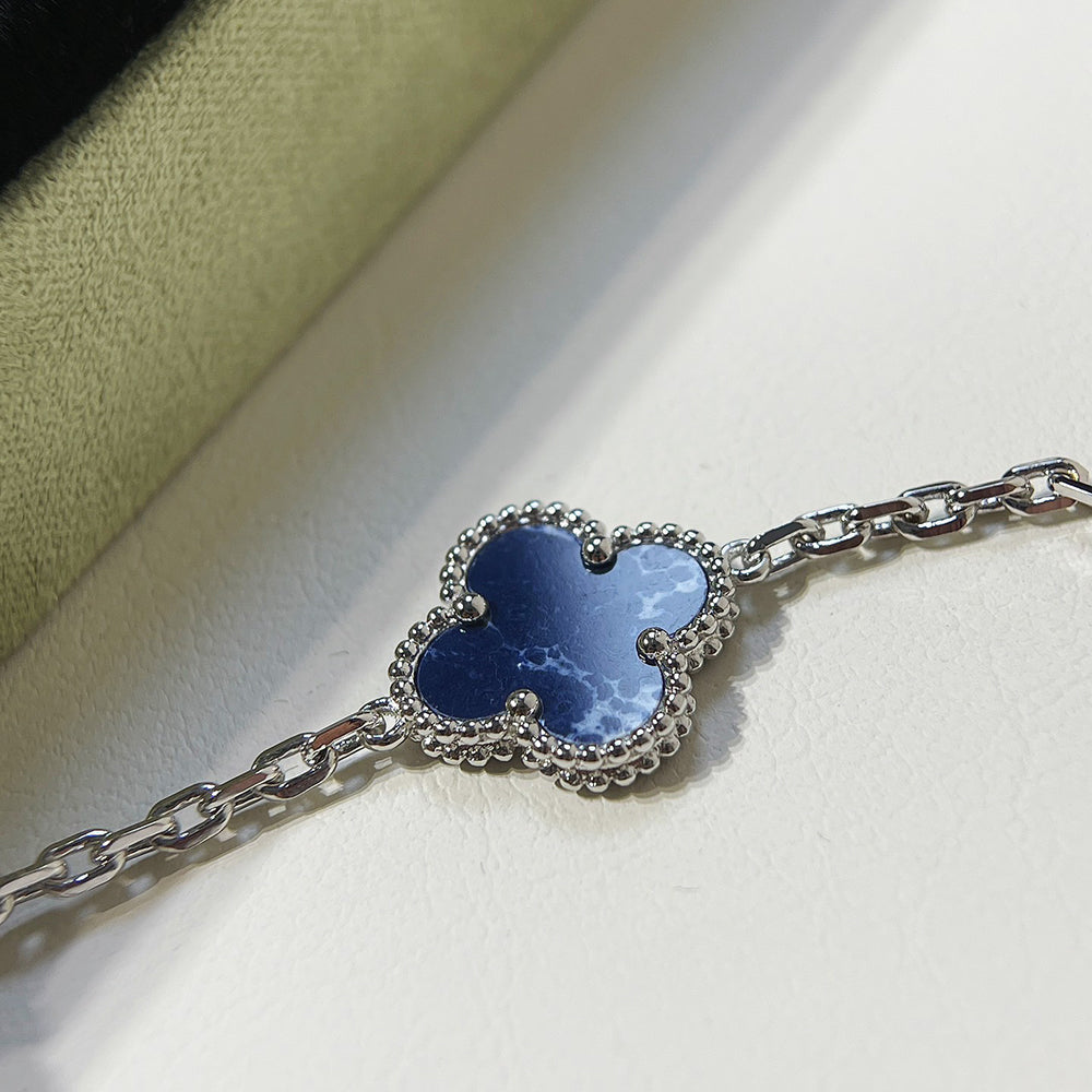 [Aurora]CLOVER 5 MOTIF PIETERSITE SILVER BRACELET