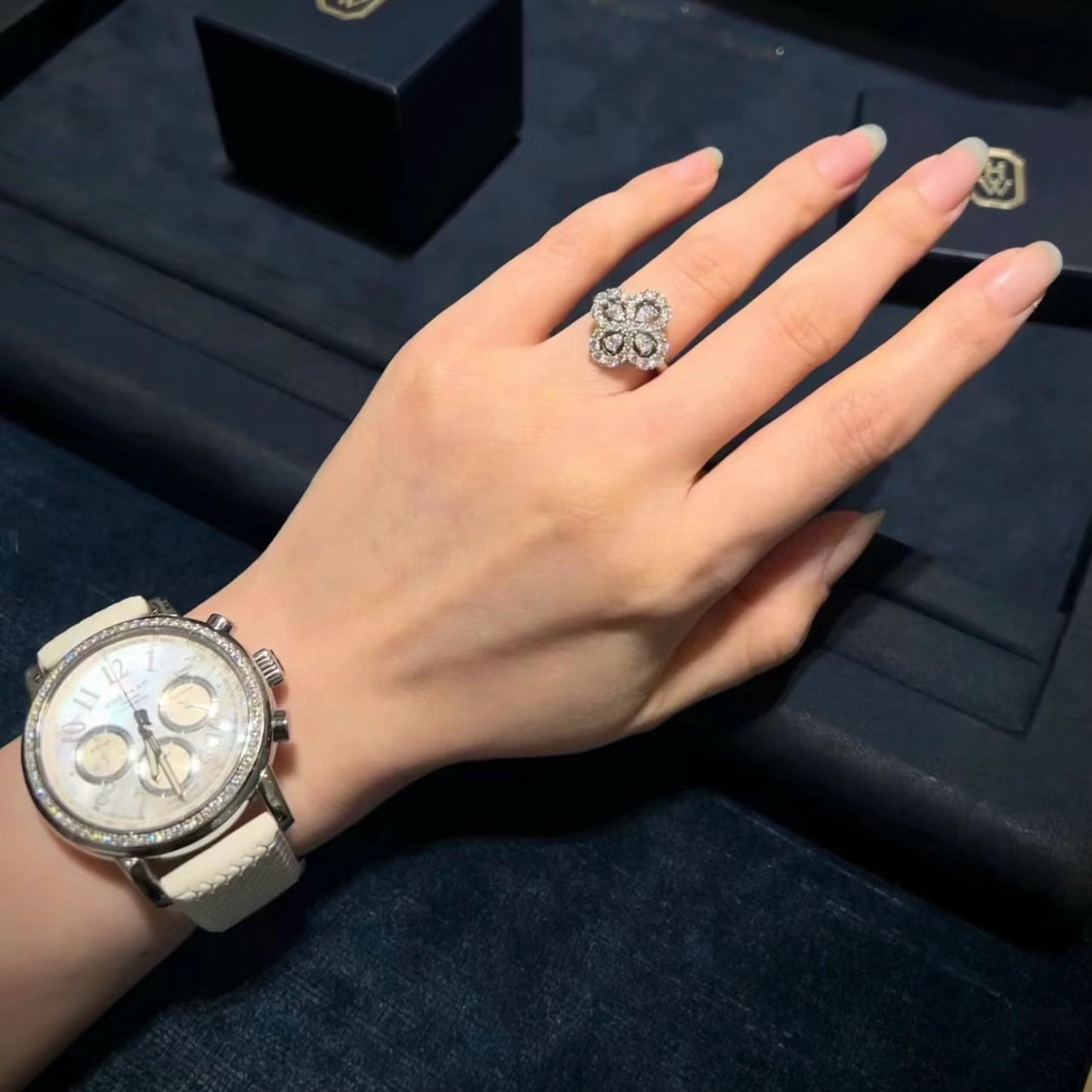 [Aurora]LOOP RING FULL MOTIF DIAMOND 16MM SILVE