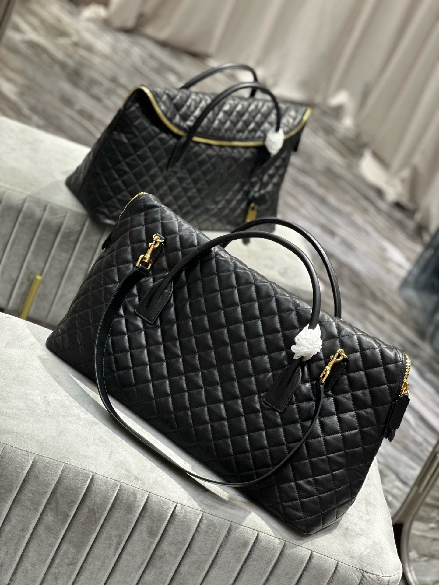 ES GIANT 56 BLACK COWHIDE LEATHER TRAVEL BAG