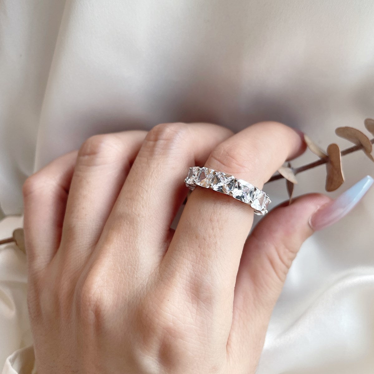 [Aurora]Elegant Princess Cut Tennis Ring