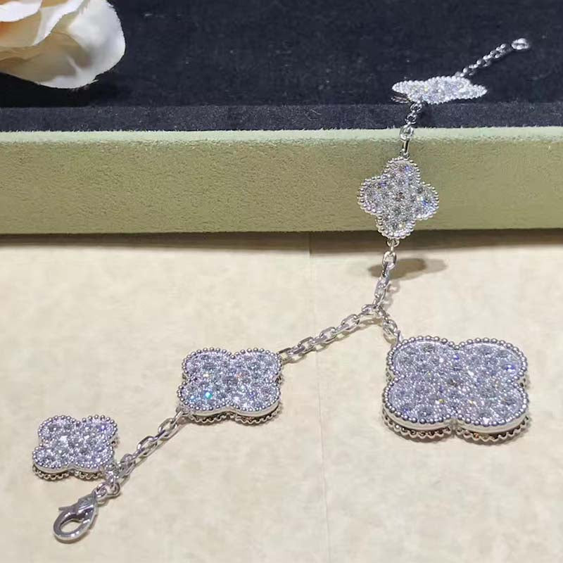 [Aurora]CLOVER 6 MOTIFS SILVER DIAMOND BRACELET