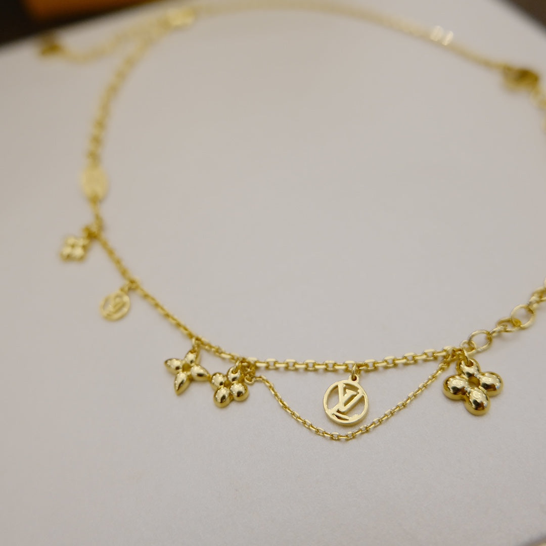 [Aurora]BLOOMING SUPPLE NECKLACE BRASS