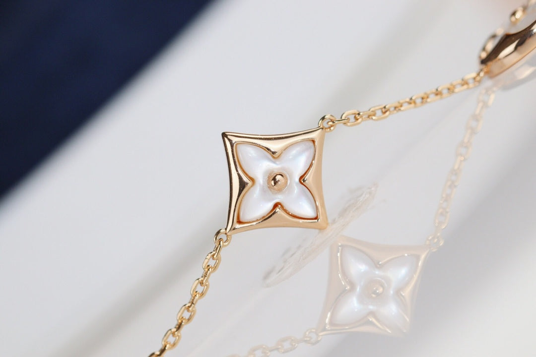 [Aurora]LEAF CLOVER BRACELET