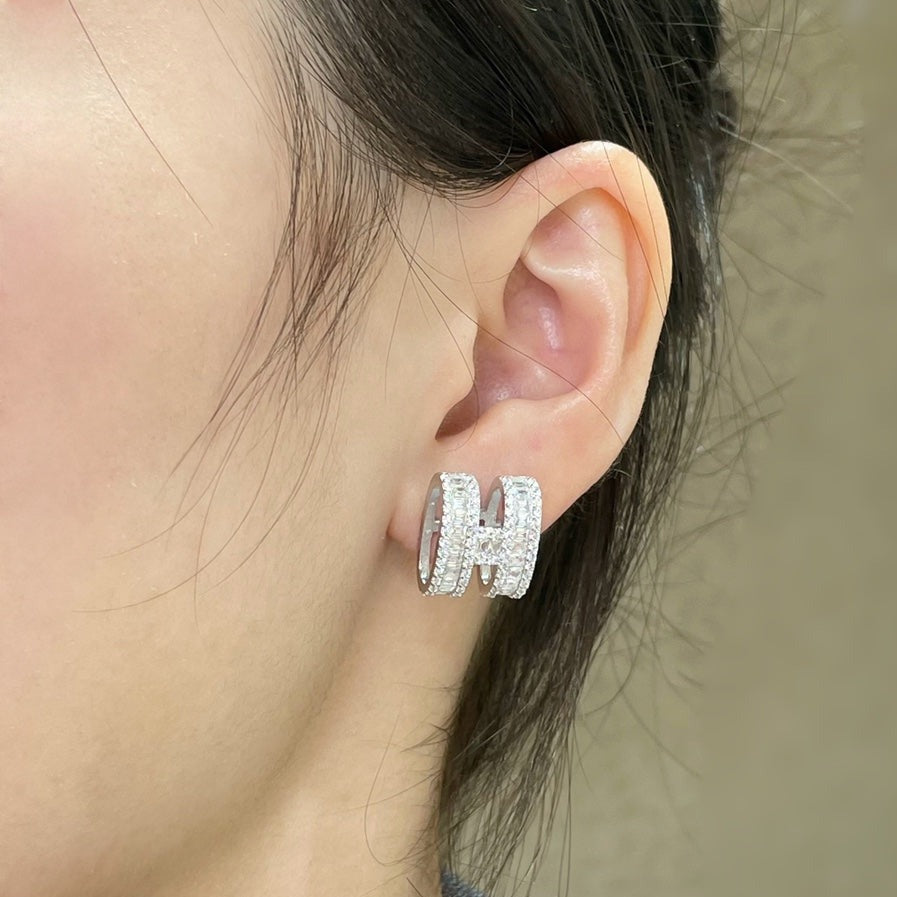 [AURORA]H OHRSTECKER MIT SILBERNEN DIAMANTEN