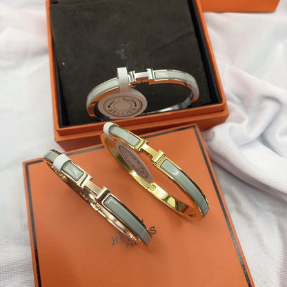 [AURORA]CLASSIC HM CLIC GREEN 8MM ENAMEL BRACELET