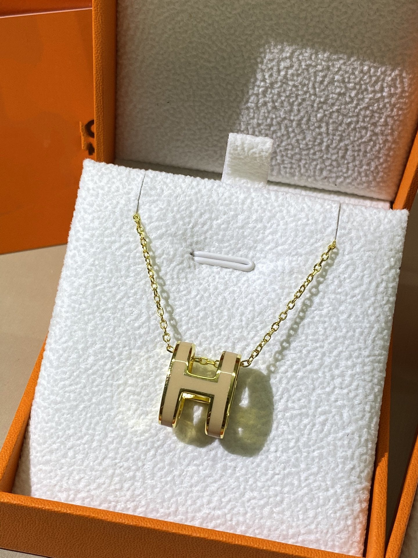 [AURORA]HM CLIC YELLOW ENAMEL GOLD NECKLACE