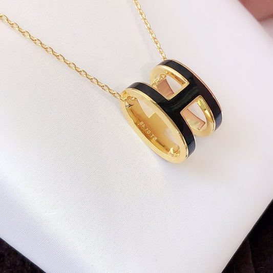[Aurora]HM CLIC BLACK ENAMEL GOLD NECKLACE