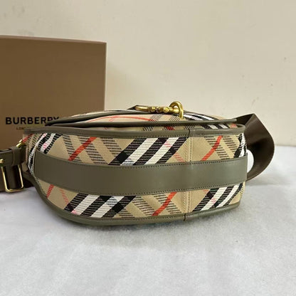 Classic Check Messenger Bag