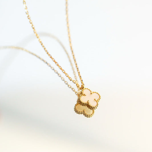 [Aurora]CLOVER MINI 9.5MM WHITE MOTHER-OF-PEARL NECKLACE