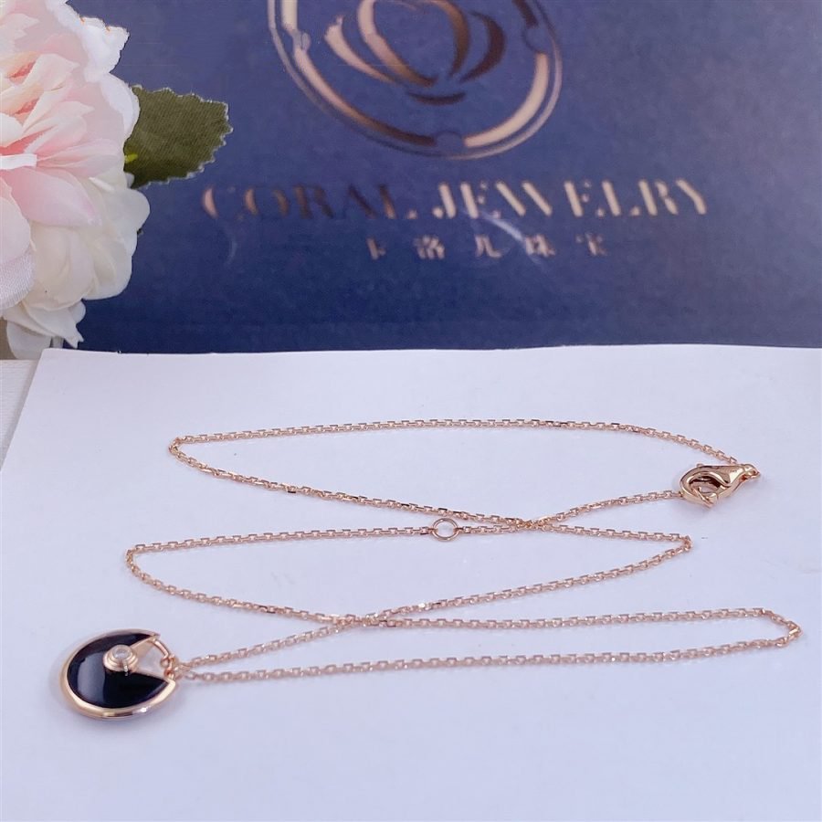 [Aurora]AMULETTE ROSE GOLD ONYX NECKLACE