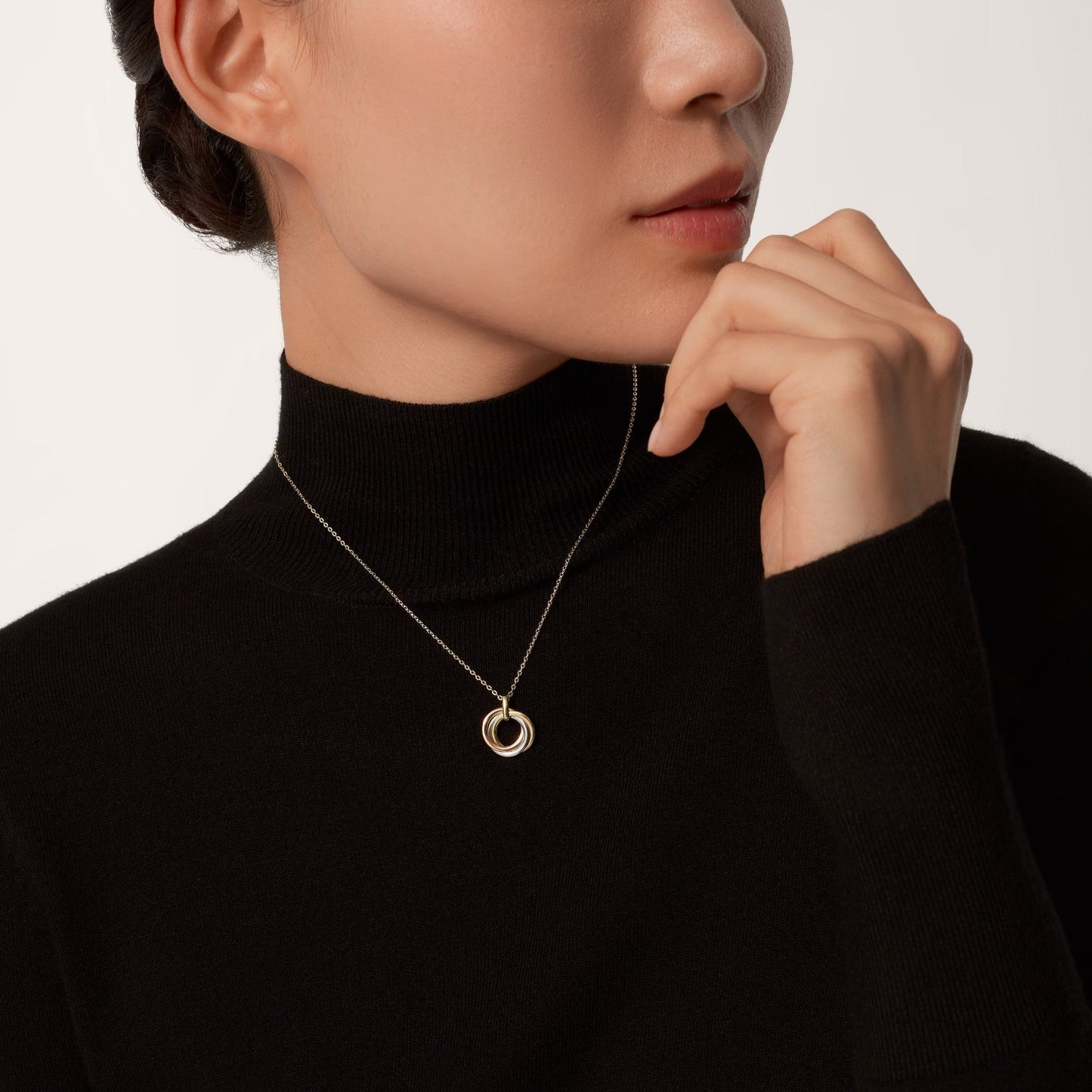 [AURORA]TRINITY SMALL NECKLACE