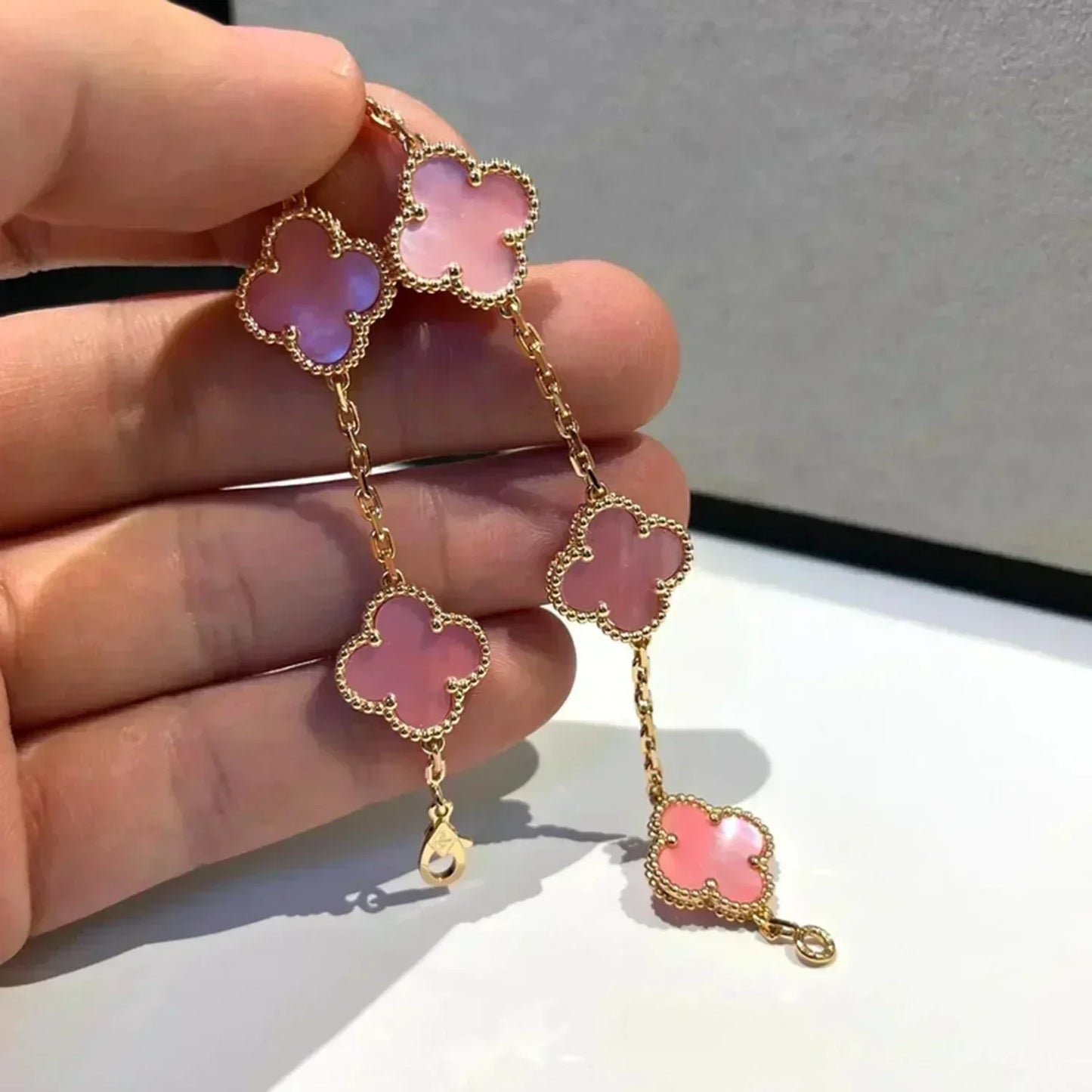 [Aurora]CLOVER 5 PINK MOP BRACELET