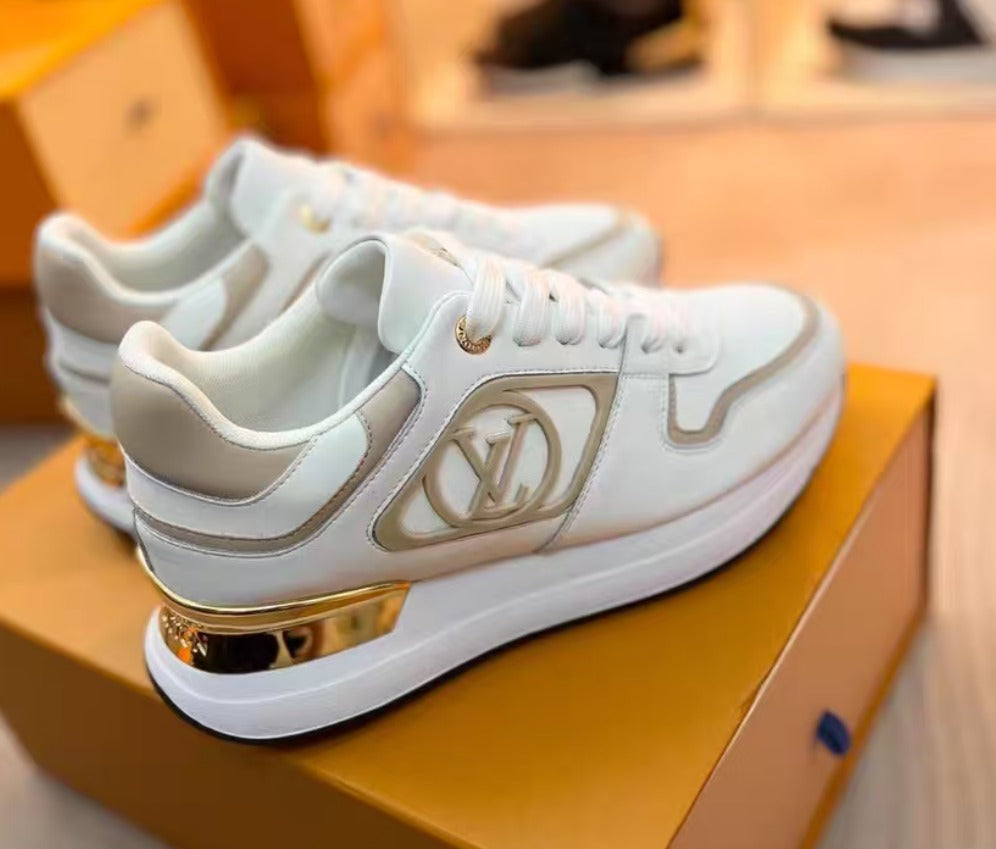 RUN AWAY SNEAKERS COUPLE SHOES