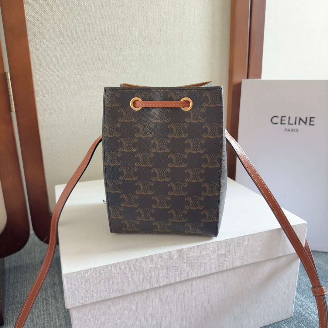 MICRO SAILOR 17 IN BLACK TRIOMPHE CANVAS AND BROWN CALFSKIN TRIM