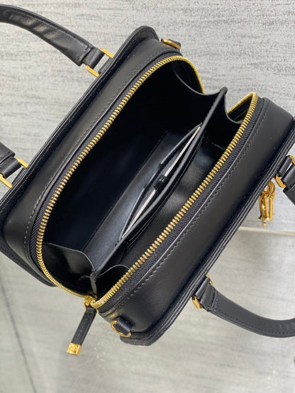 MINI GROOVE BAG 20 IN BLACK MACROCANNAGE LAMBSKIN 226487