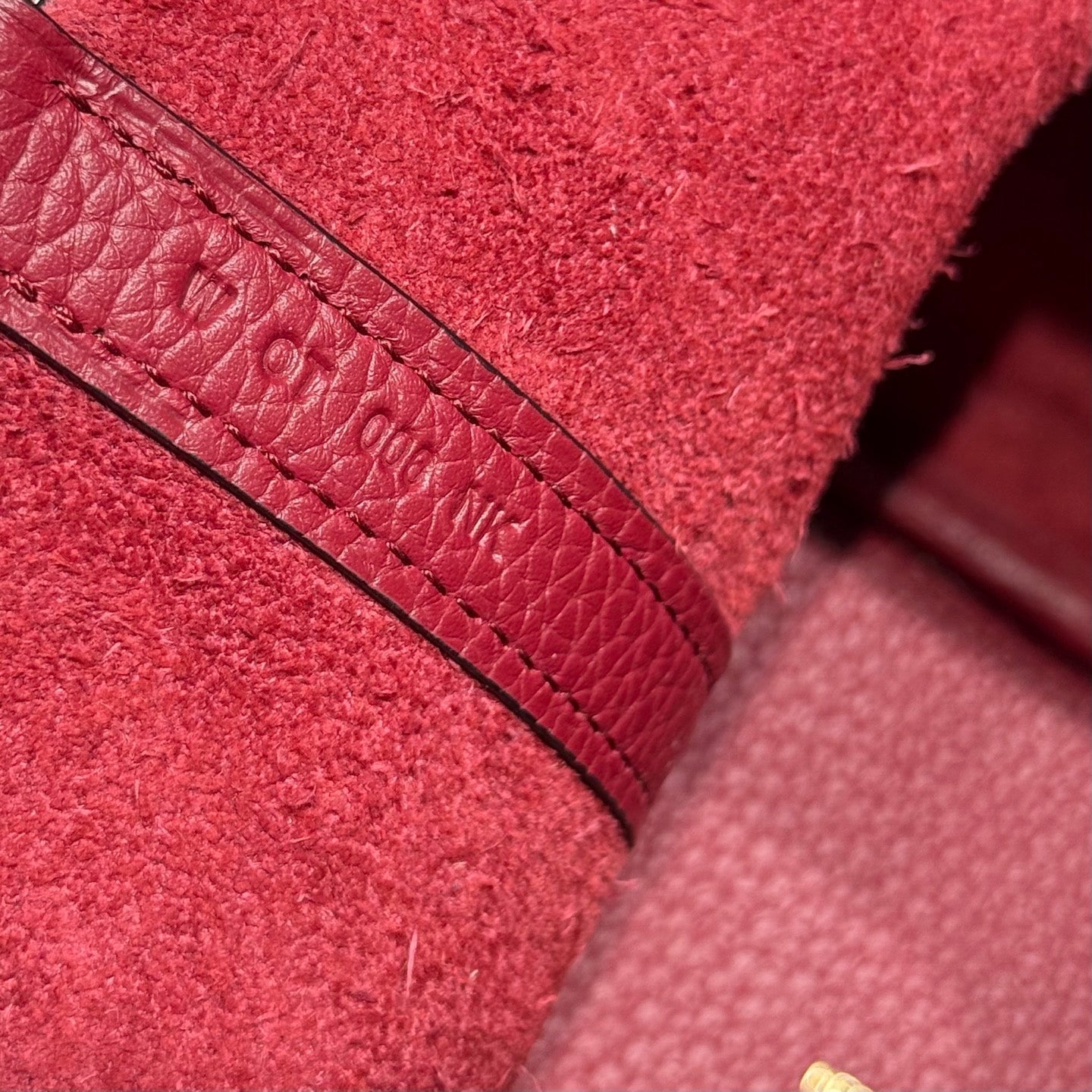 HERMES 25S PICOTIN LOCK 18 IN ROSSO ANCORA RED CALFSKIN GOLD HARDWARE