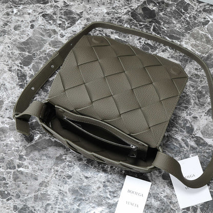 BOTTEGA VENETA 25S DIAGO 22 IN DARK OLIVE CALFSKIN SILVER HARDWARE