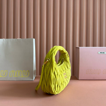 MM SUEDE HANDBAG 23 CHARTREUSE YELLOW