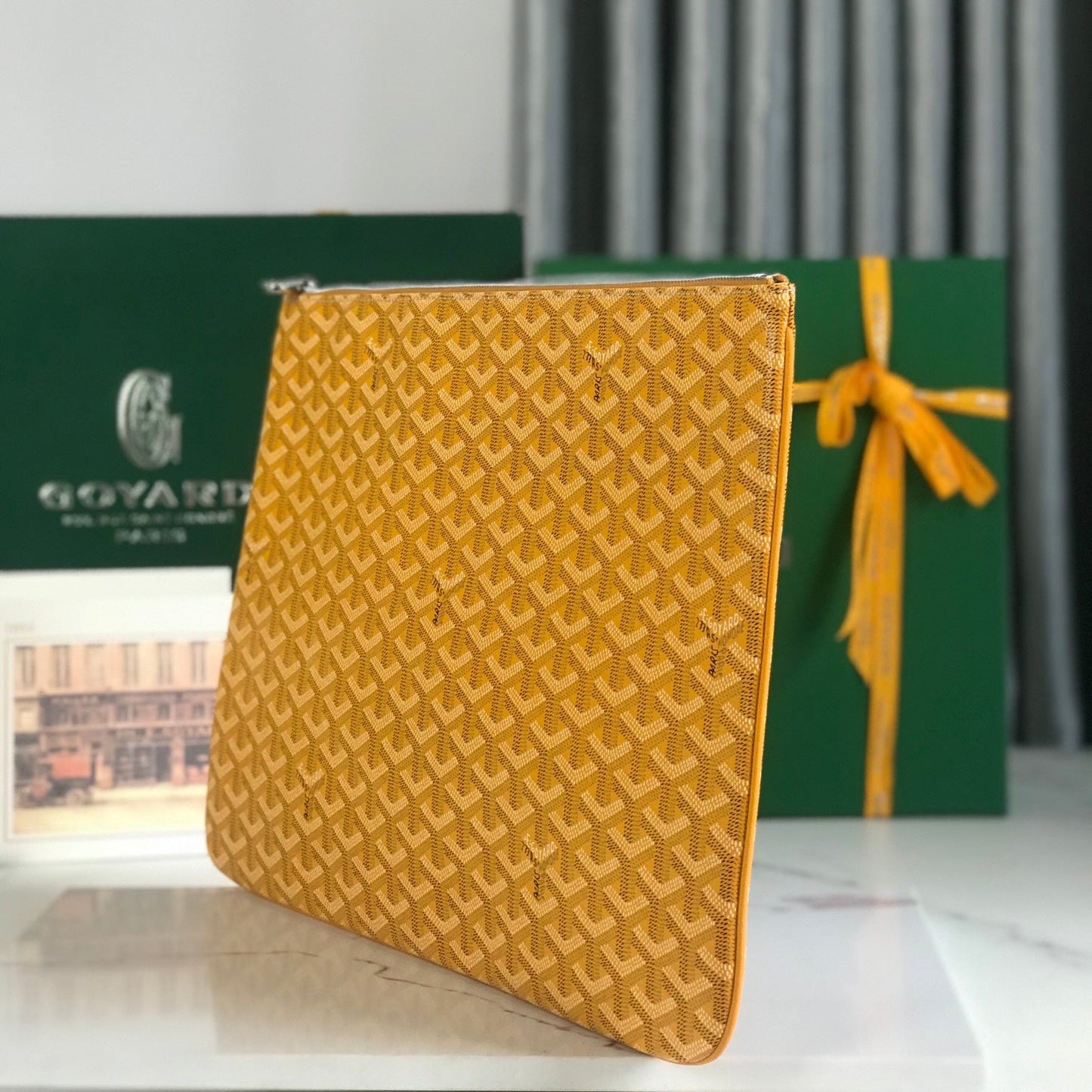SÉNAT MGM POUCH 40 IN YELLOW GOYARDINE CANVAS