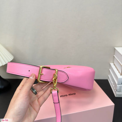 HOBO 22 BAG IN LIGHT PINK CALFSKIN