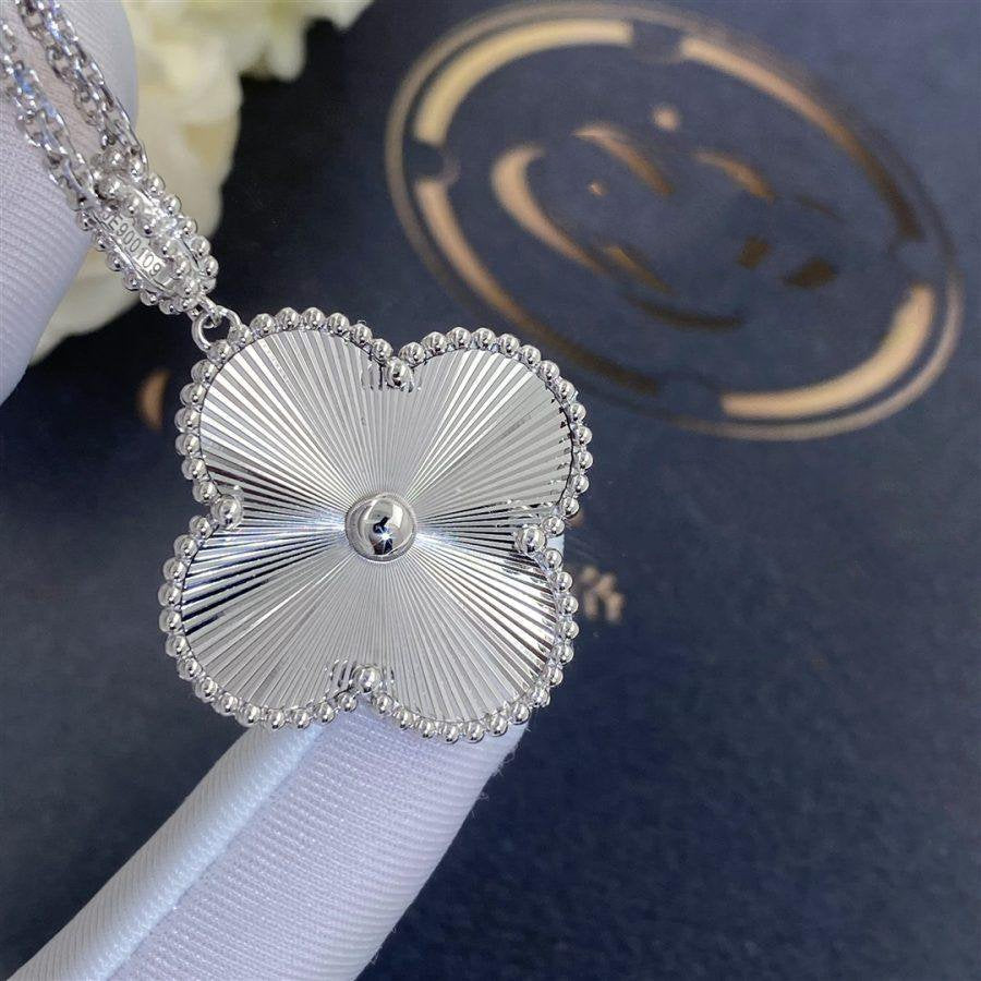 [basloveJW]クローバー 25mm シルバー ビッグクローバーネックレス