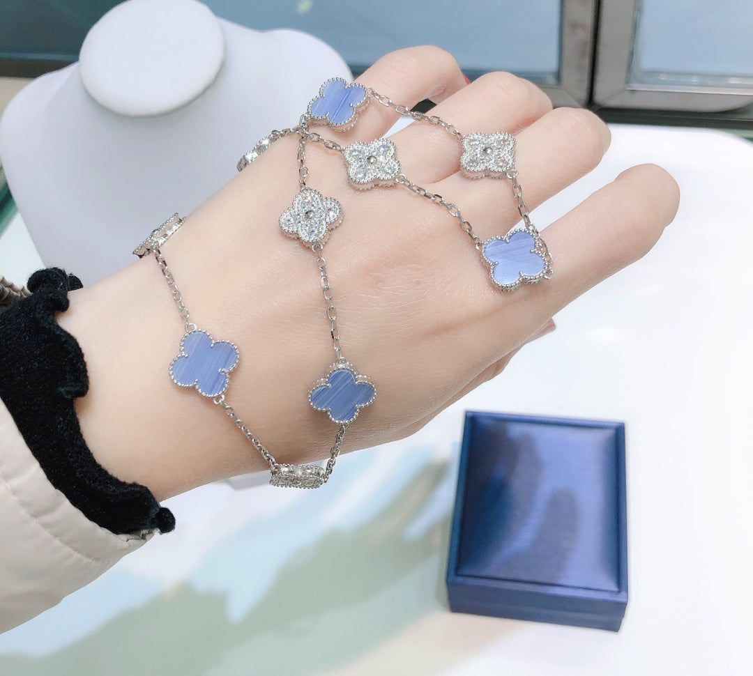 [Aurora]CLOVER 10 MOTIFS CHALCEDONY DIAMONDS SILVER NECKLACE