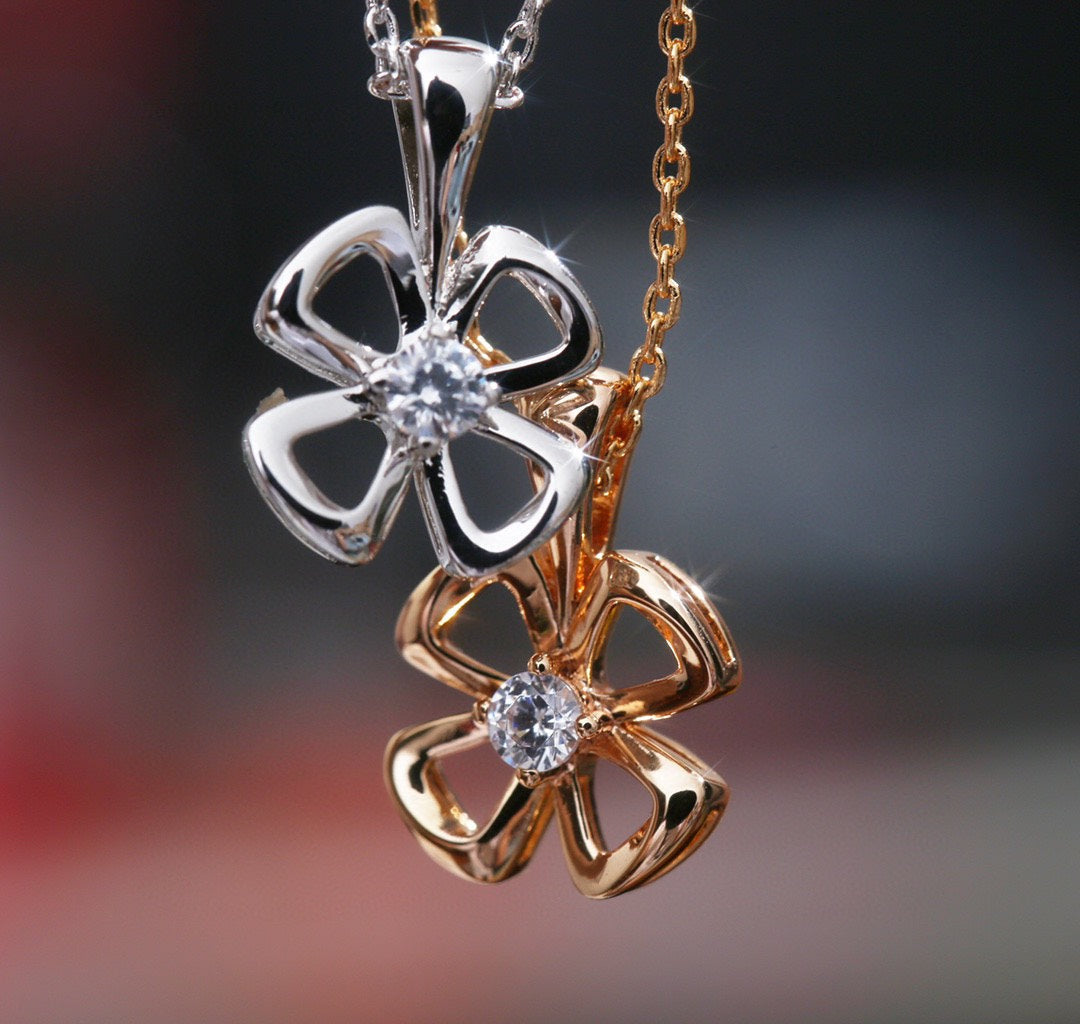 [Aurora]FIOREVER NECKLACE DIAMOND CENTER