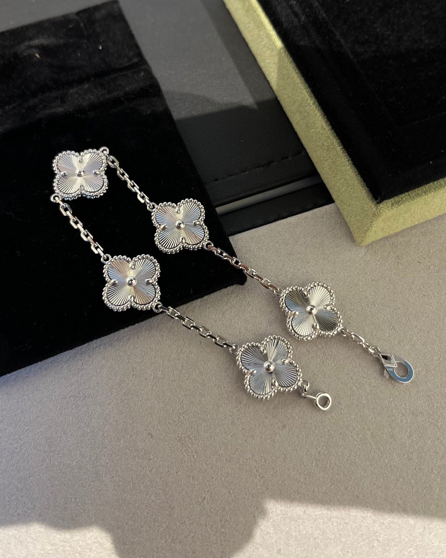 [Aurora]CLOVER SILVER 5 MOTIFS BRACELET